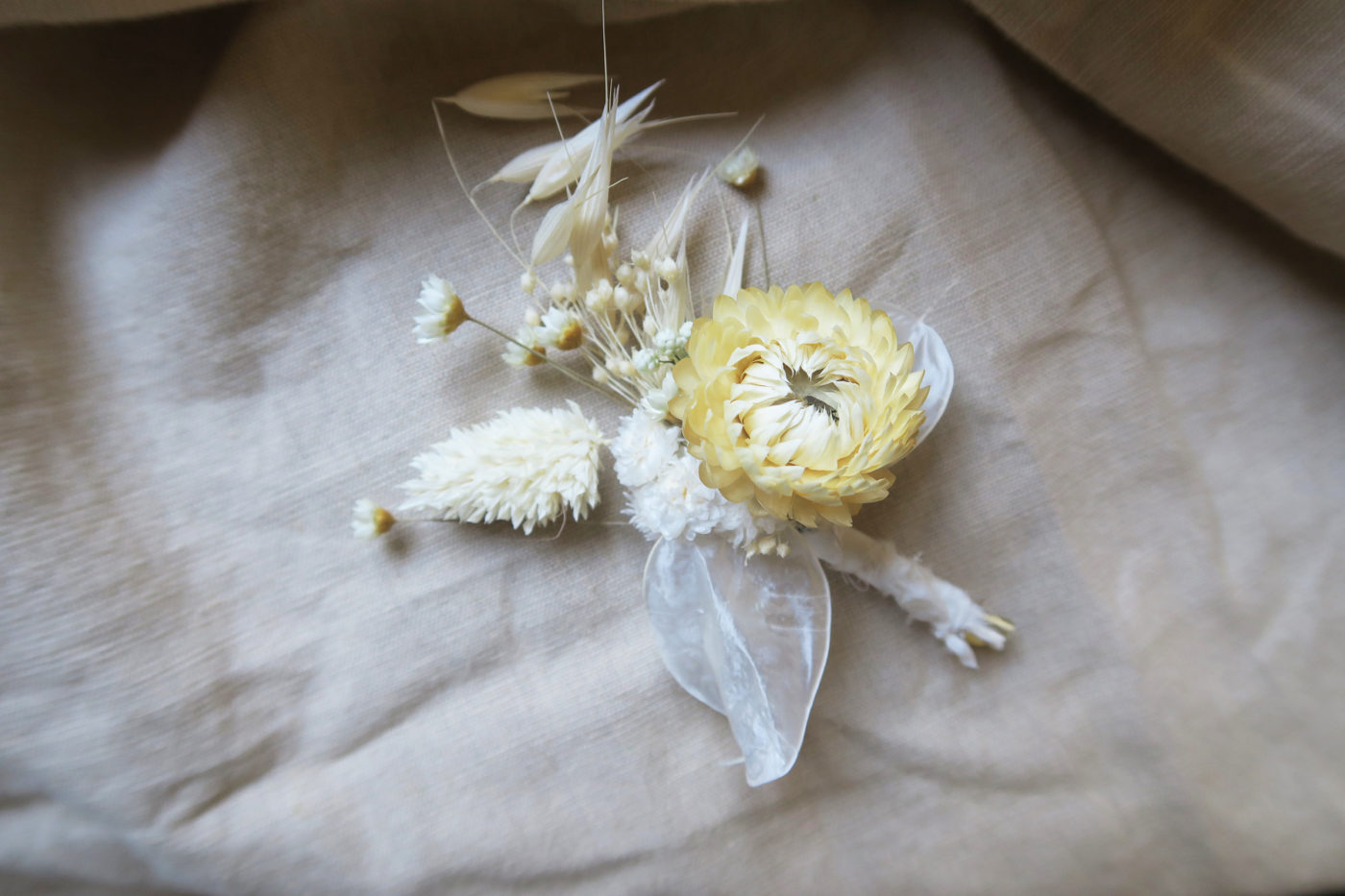 boutonniere alphonse blanche fleurs séchées