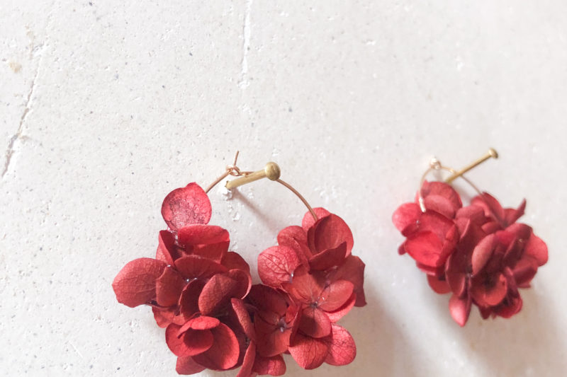 créoles boucles d'oreilles en fleurs séchées stabilisées hortensia idée cadeau maman femme
