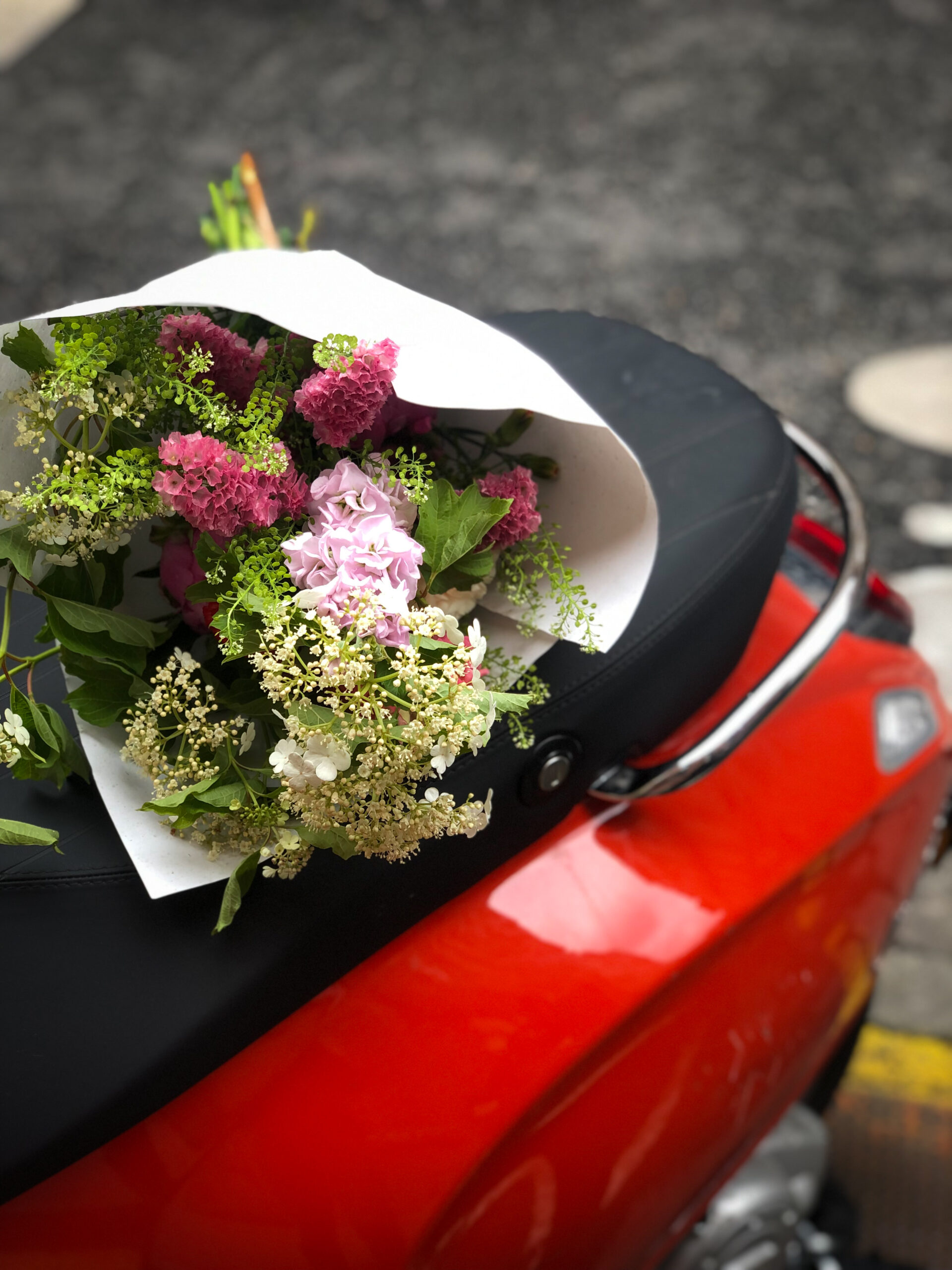 bouquet fleurs frâiches françaises toulouse fêtes des mères